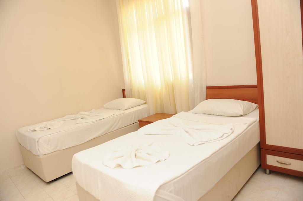 Holiday World Hotel Аланія Номер фото
