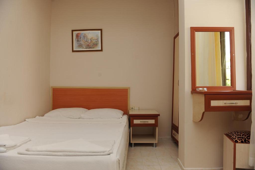 Holiday World Hotel Аланія Номер фото